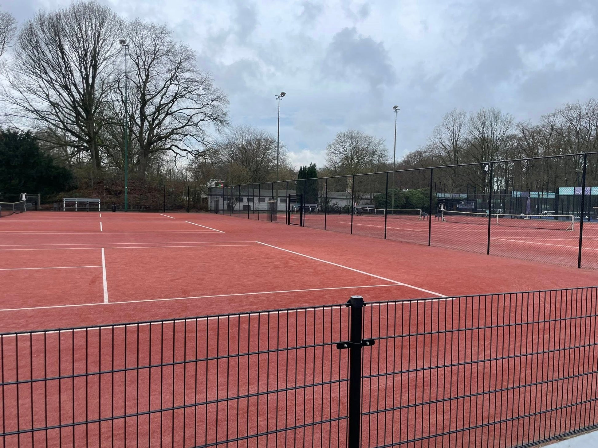 Dubbelstaafmat 6/5/6 hek kopen hekwerk zwart ral 9005