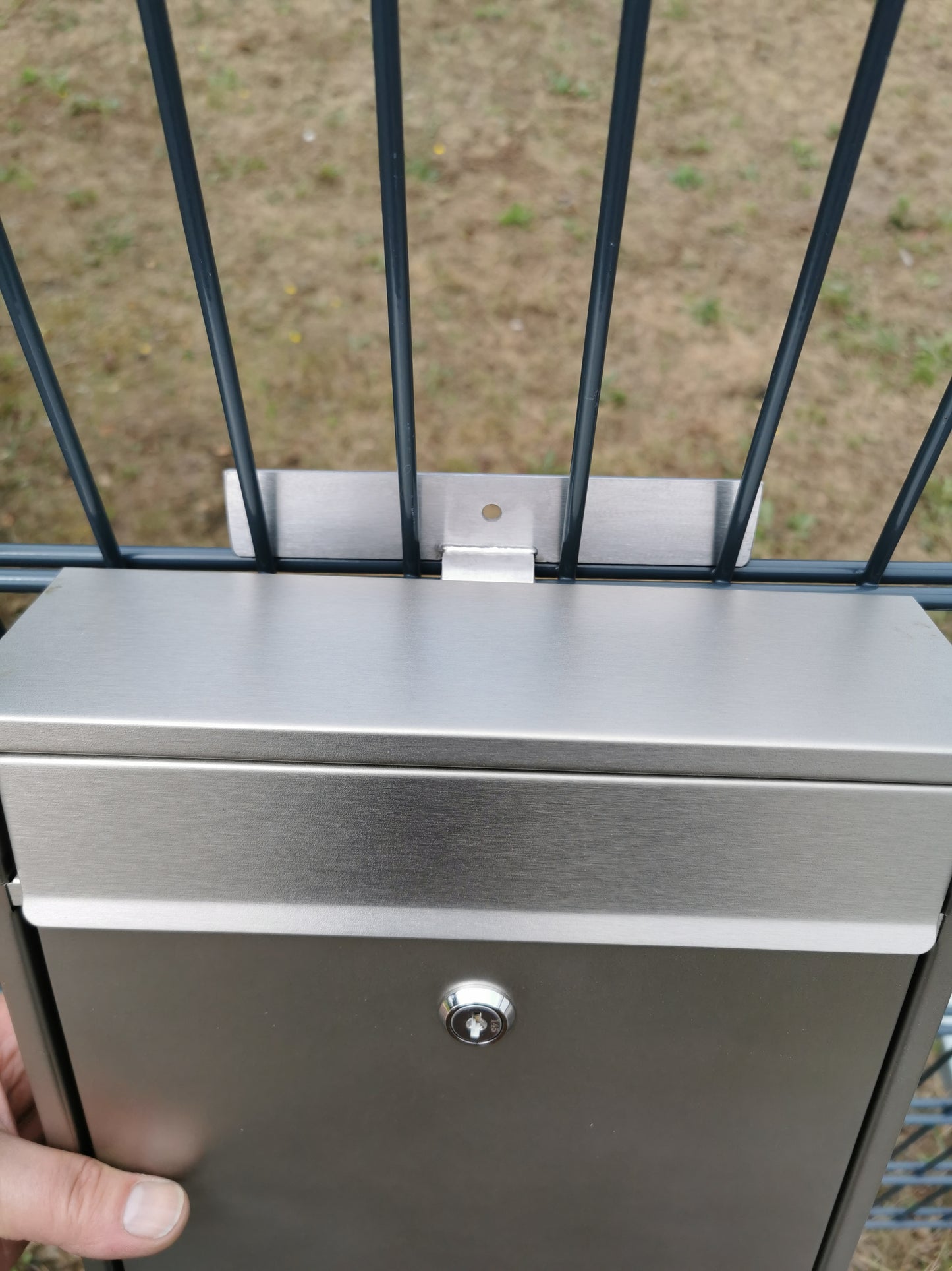 Letterbox holder
