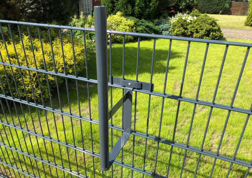 Halterung für Gartenfackeln und Pfeile