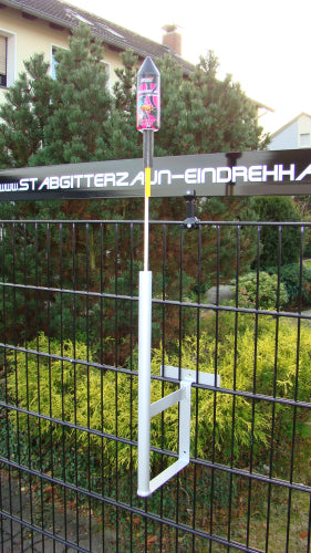Halterung für Gartenfackeln und Pfeile