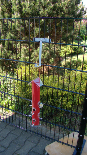 High-quality plastic bird feeding station