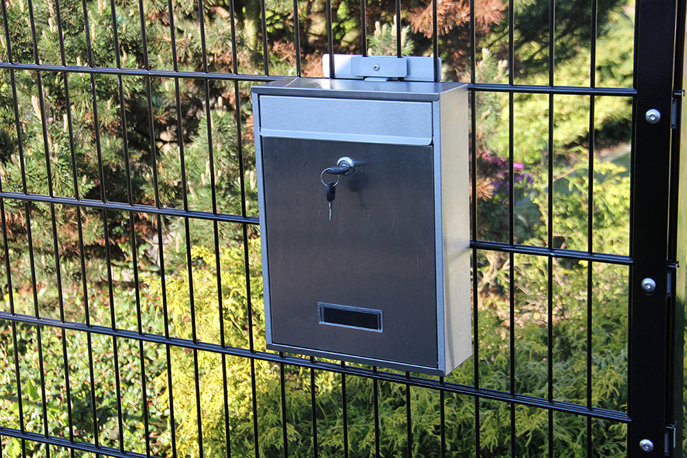 Standard-Briefkasten aus Edelstahl
